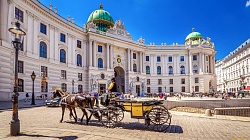 Австрия не поддерживает визовые санкции в отношении россиян