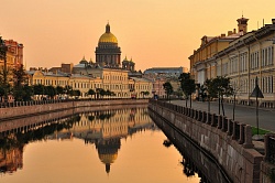 Туристы из 53 стран смогут приезжать в Санкт-Петербург по электронной визе