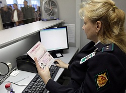 Электронные визы для иностранцев обещают ввести в конце года